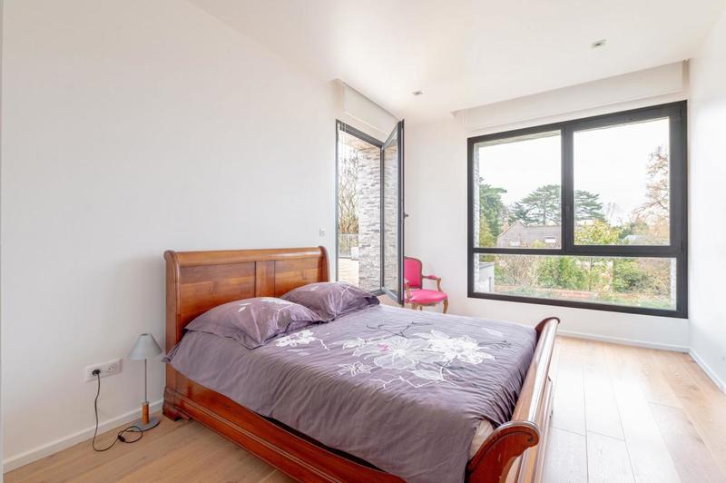 Maison d'architecte - 325 m² - 7 pièces