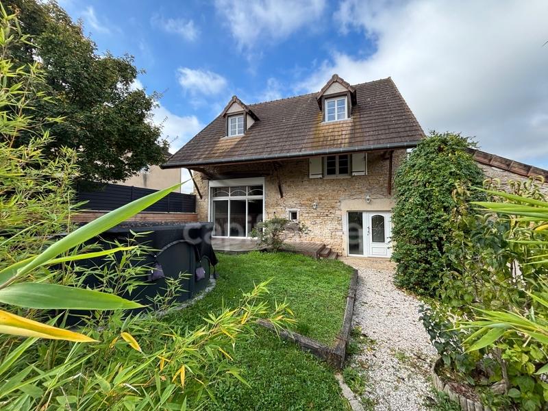 Maison - 169 m² - 5 pièces