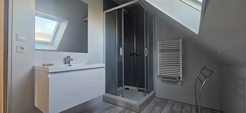 Maison traditionnelle - 122 m² - 6 pièces