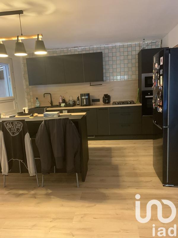 Maison - 137 m² - 5 pièces