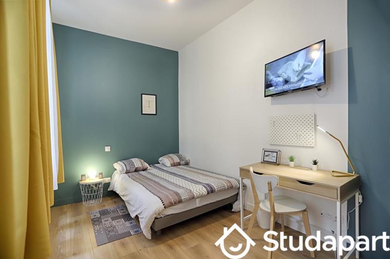 Chambre - 10 m² - 1 pièce