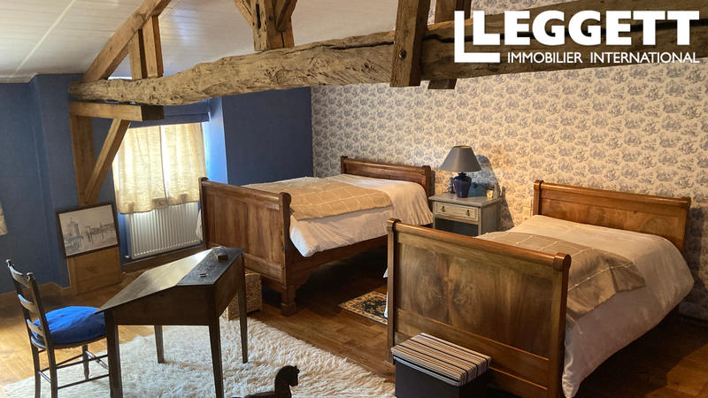 Propriété - 385 m² - 11 pièces