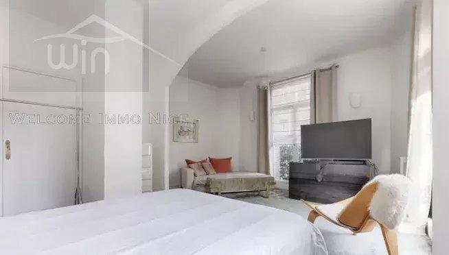 Appartement - 164 m² - 6 pièces