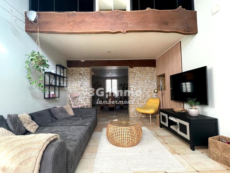 Maison de village - 280 m² - 7 pièces