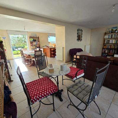 Maison - 184 m² - 8 pièces