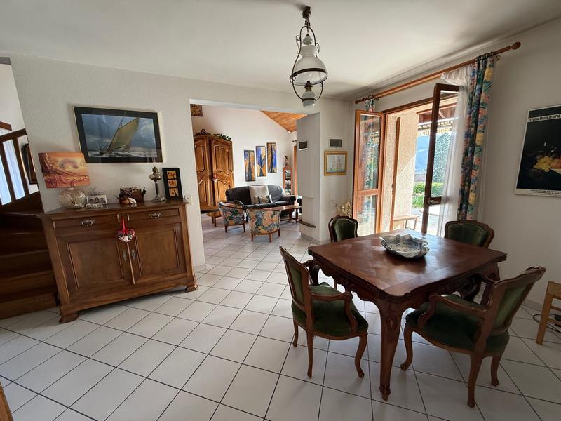 Maison - 157 m² - 7 pièces