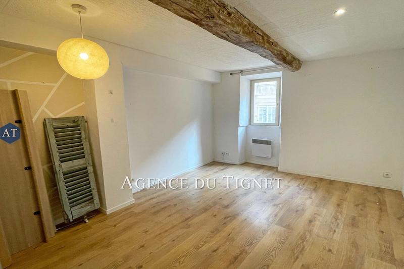 Appartement - 75 m² - 4 pièces