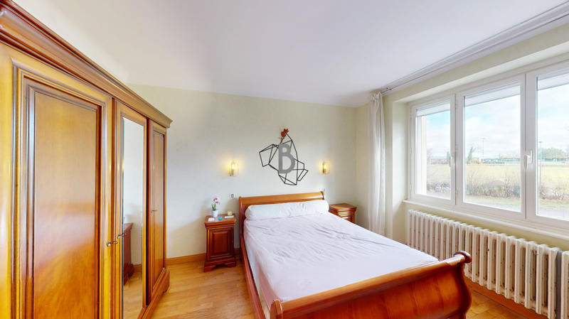 Maison - 90 m² - 4 pièces