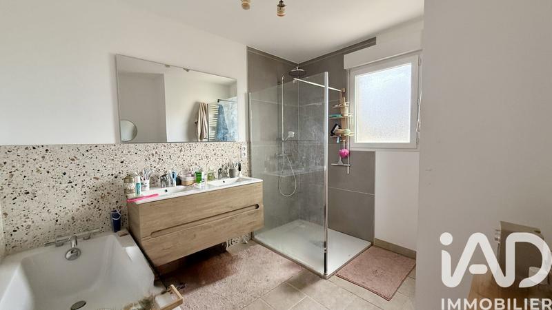 Maison de ville - 87 m² - 4 pièces