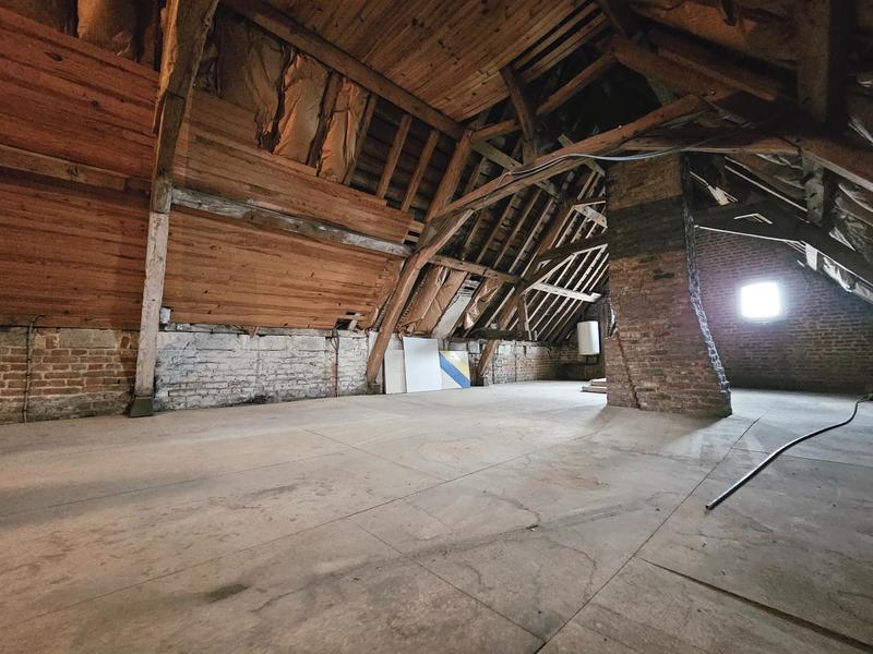 Maison - 204 m² - 8 pièces