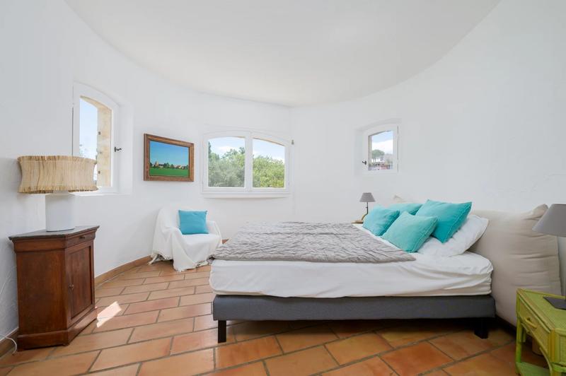 Maison - 195 m² - 7 pièces