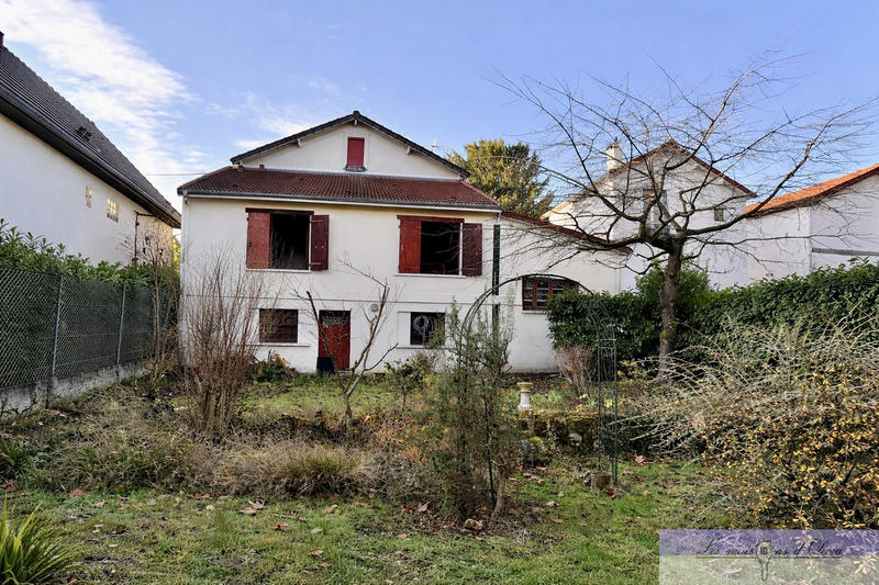 Maison - 102 m² - 5 pièces