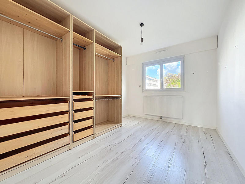 Appartement - 82 m² - 4 pièces