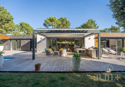 Villa - 238 m² - 5 pièces