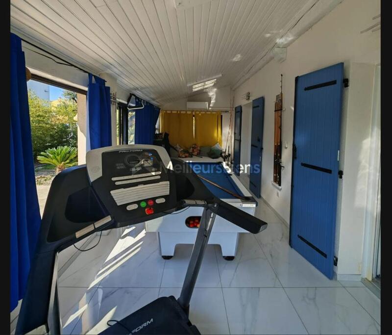 Maison - 177 m² - 5 pièces