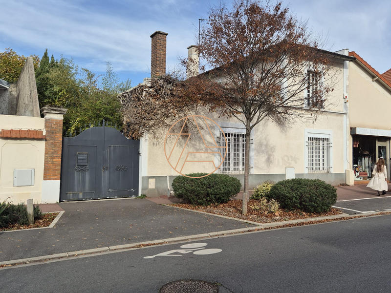 Maison ancienne - 136 m² - 5 pièces