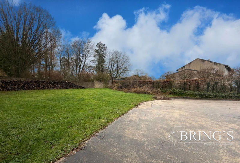 Maison - 273 m² - 7 pièces