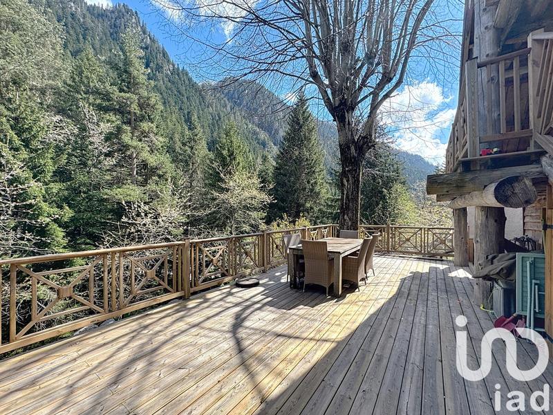 Maison - 95 m² - 3 pièces