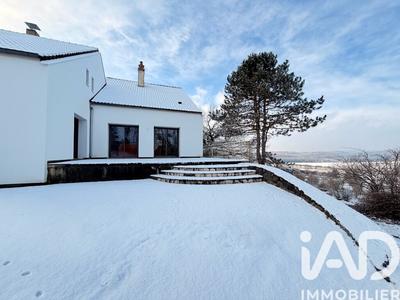 Maison - 171 m² - 7 pièces