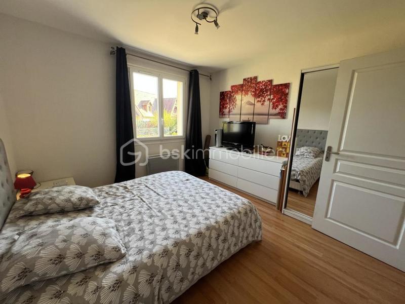 Maison - 140 m² - 8 pièces