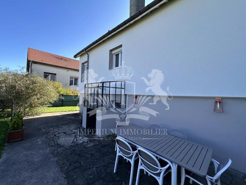 Maison - 100 m² - 6 pièces