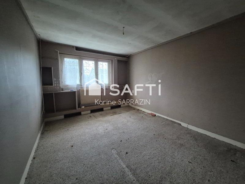 Maison - 92 m² - 6 pièces