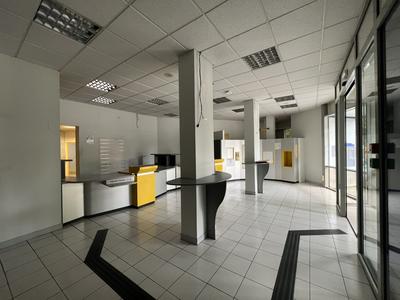 Local commercial - 290 m²