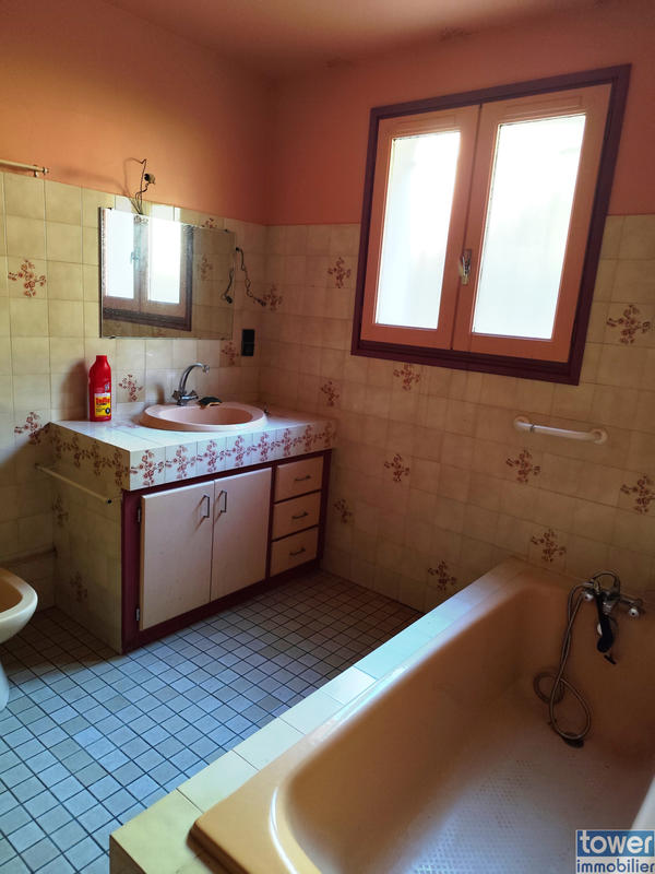 Maison - 158 m² - 4 pièces