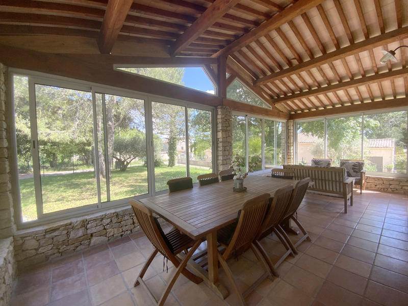 Maison - 210 m² - 6 pièces