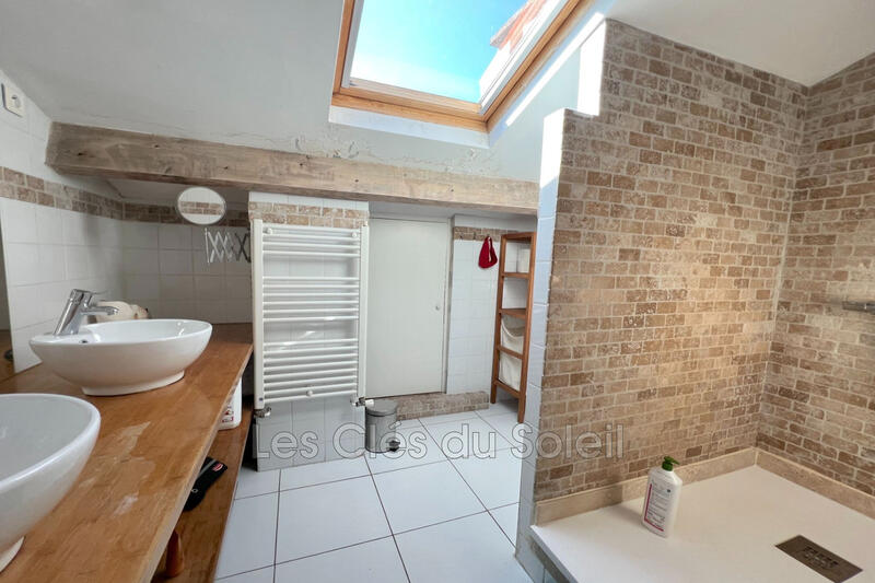 Maison - 170 m² - 8 pièces