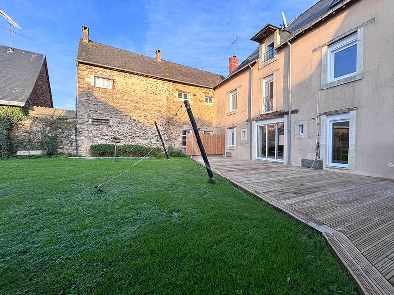 Maison - 186 m² - 6 pièces