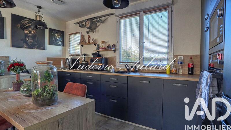 Maison - 97 m² - 3 pièces