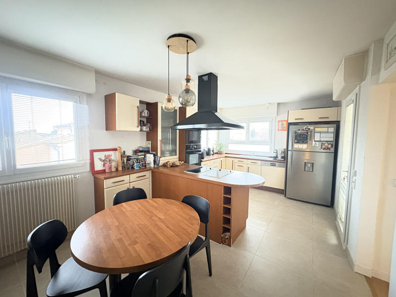 Maison - 136 m² - 5 pièces