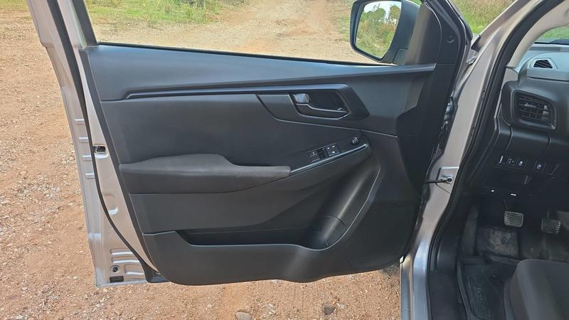 Isuzu d-max 1.9 d 164 4x4 N60 Crew Cab