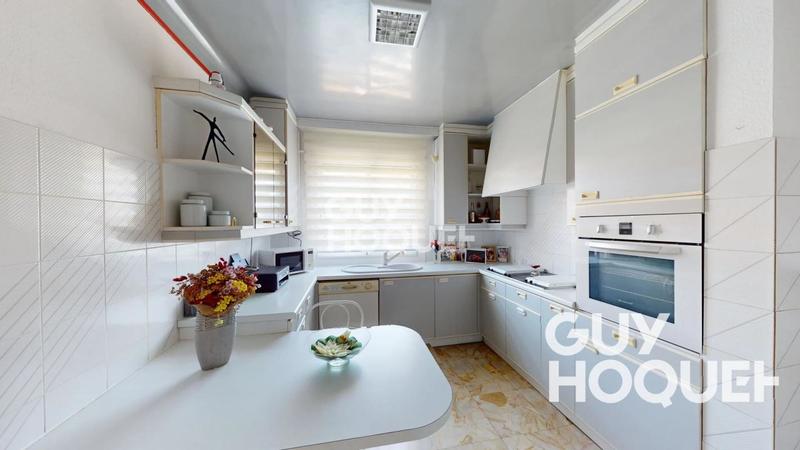 Maison d'architecte - 258 m² - 7 pièces