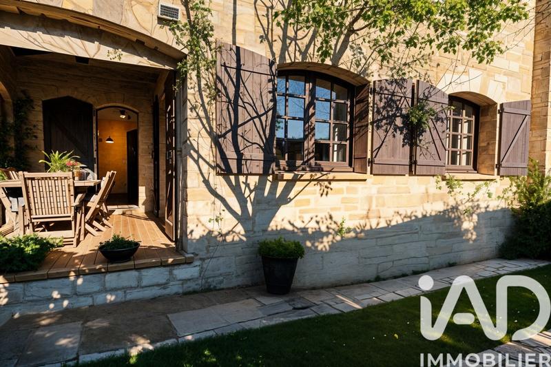 Maison de ville - 188 m² - 5 pièces