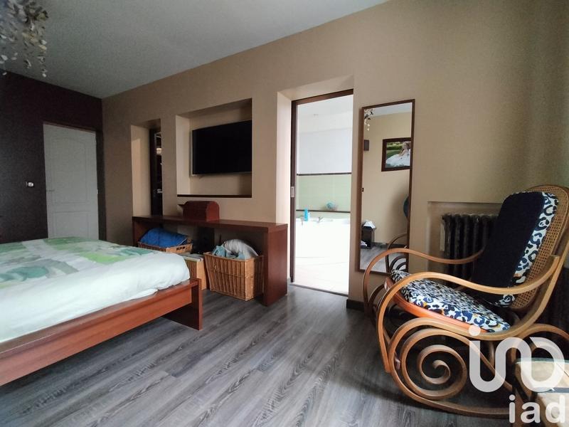 Maison - 342 m² - 14 pièces