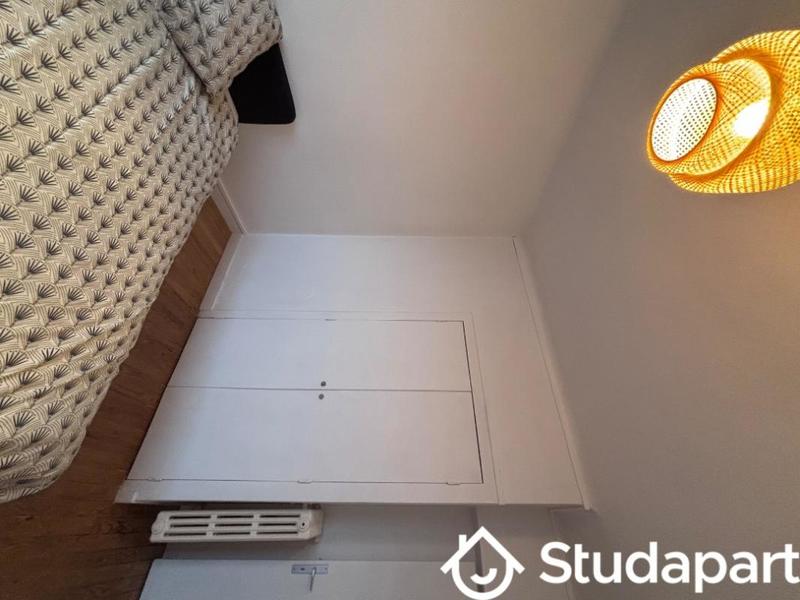 Chambre - 11 m² - 1 pièce