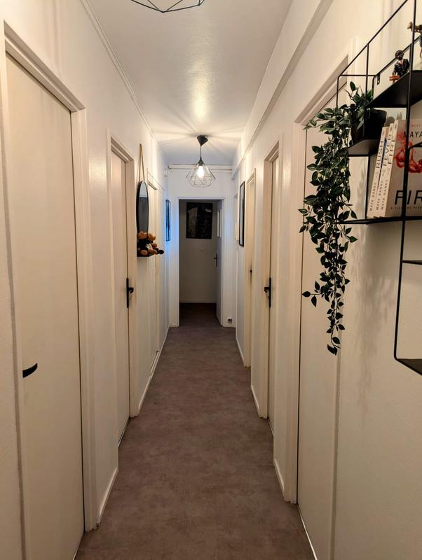 Appartement - 83 m² - 5 pièces