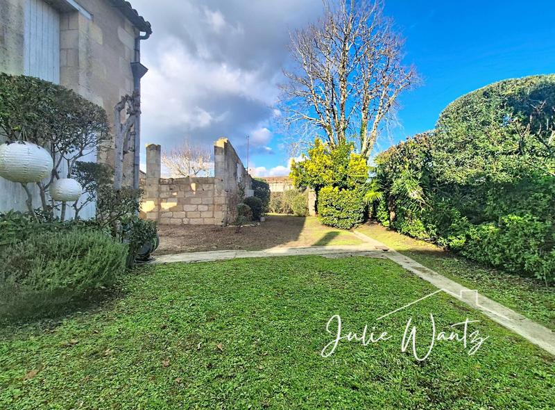 Maison - 170 m² - 6 pièces