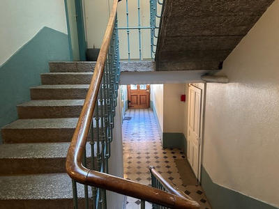 Appartement - 80 m² - 3 pièces