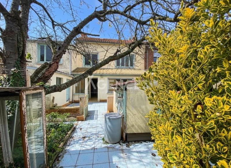 Maison - 100 m² - 4 pièces