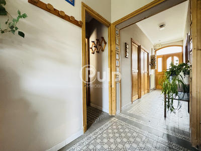 Maison de ville - 241 m² - 10 pièces