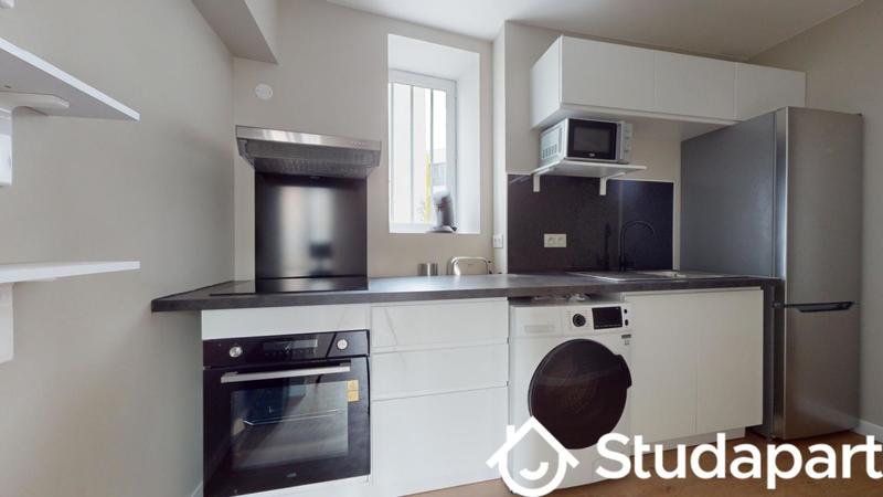 Chambre - 11 m² - 1 pièce