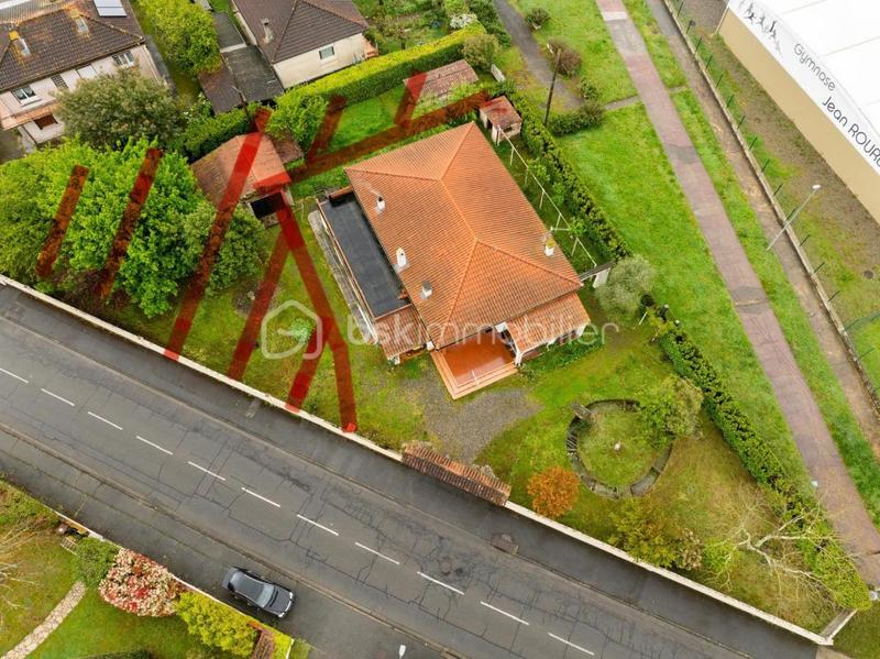 Maison - 170 m² - 5 pièces