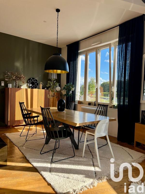 Maison de ville - 190 m² - 8 pièces