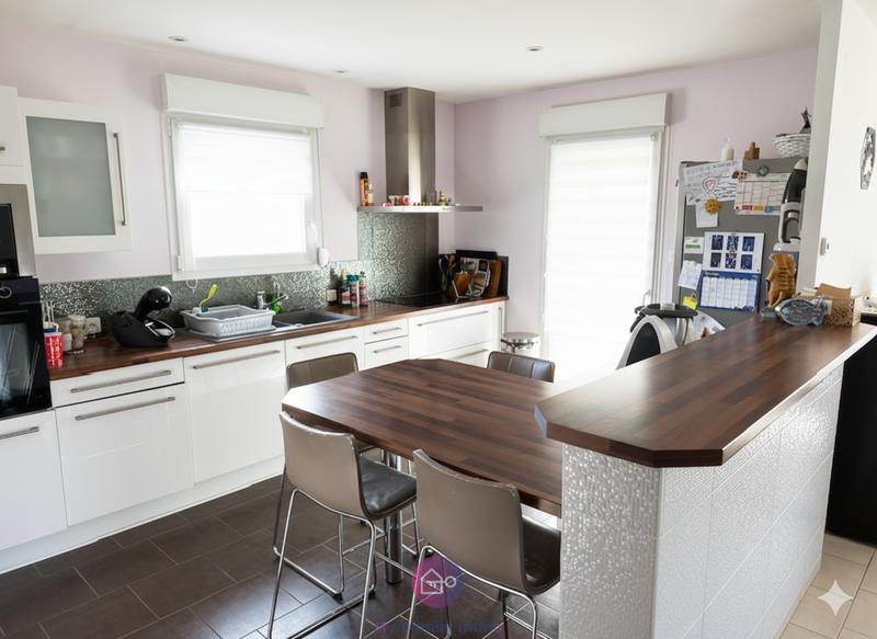 Maison - 105 m² - 5 pièces