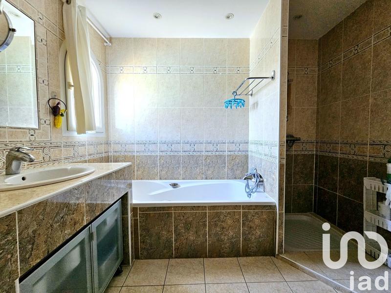 Maison - 138 m² - 4 pièces