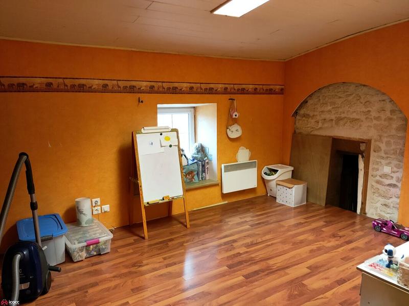 Maison - 186 m² - 7 pièces