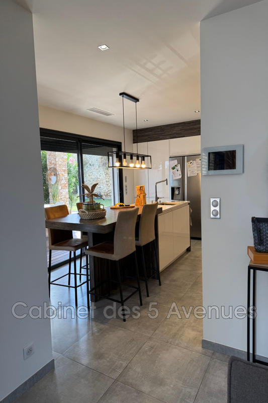 Maison - 173 m² - 5 pièces